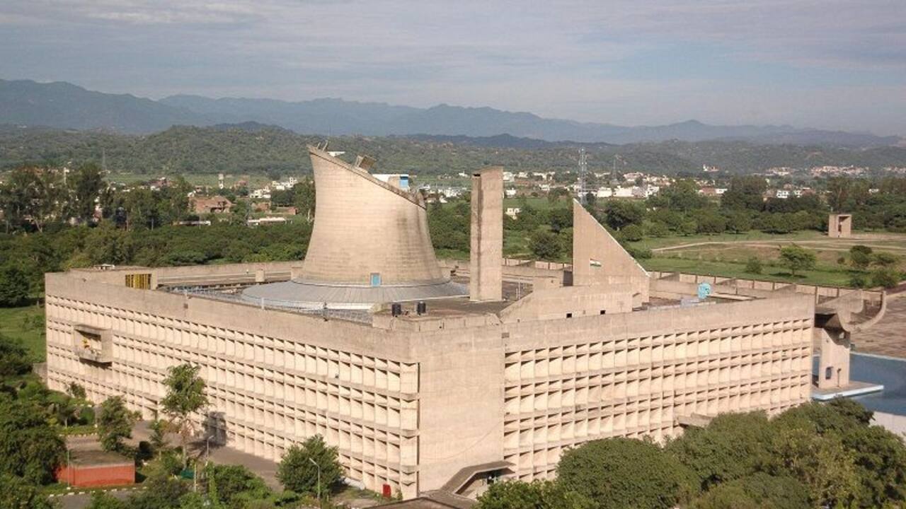 जानें क्यों पंजाब सरकार ने प्रस्ताव पारित कर कहा ब्रिटिश सरकार मांगे माफी