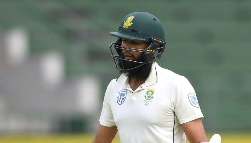 castling Hashim Amla Vishwa Fernando scripts history