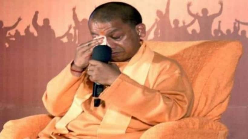 पुलवामा हमले के शहीदों को याद करके योगी की आंखों से टपके आंसू