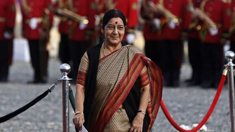 सुषमा सरकार में शामिल नहीं, लोगों ने  किया फिर विदेश मंत्री बनने का अनुरोध