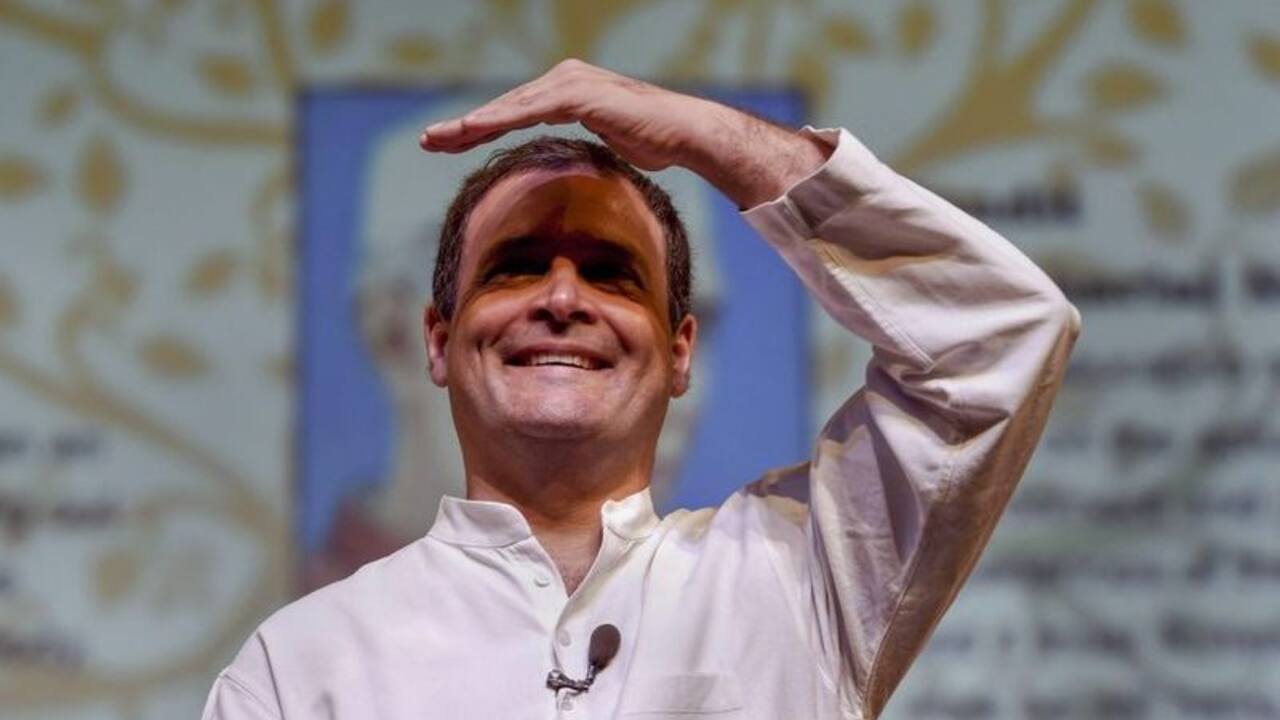 पहली सर्जिकल स्ट्राइल के लिए सबूत मांगने वाले राहुल गांधी ने किया भारतीय वायुसेना को सलाम