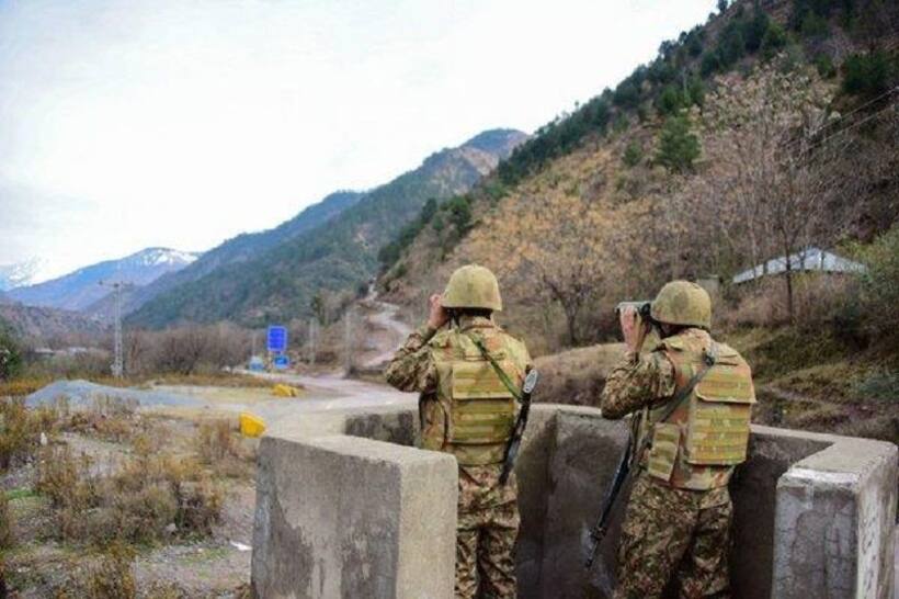 एयर स्ट्राइक के बाद सीमा पर हाई अलर्ट, जम्मू कश्मीर सीमा पर पाकिस्तान ने की जबरदस्त गोलाबारी