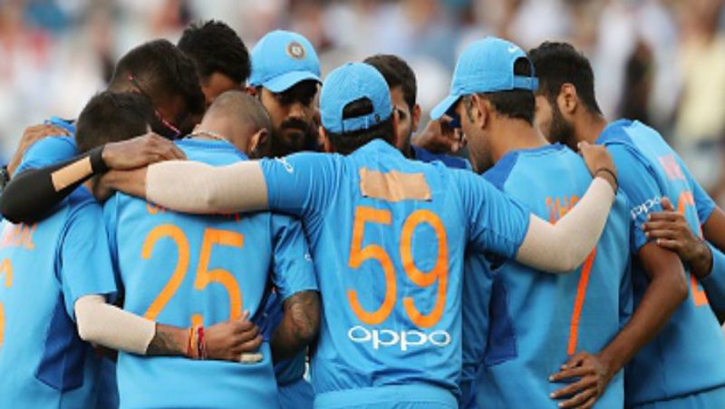 Cricketer VVS Laxman announces team India squad for World Cup 2019