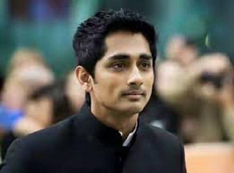 hero siddharth strong counter to ap ministers over movie ticket prices issue