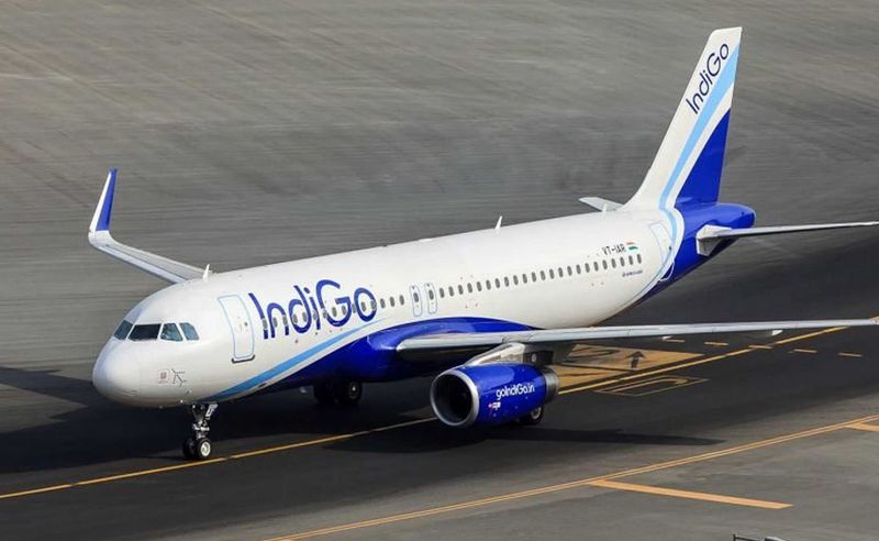 IndiGo passengers stranded in Bengaluru Airport for nearly an hour due to technical issues