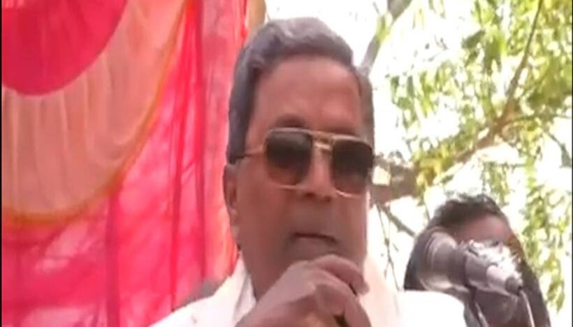 तिलक लगाने वालों पर सिद्धारमैया का विवादित बयान, सोशल मीडिया पर भड़के 'तिलकधारी'