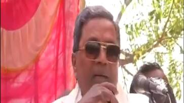 Siddaramaiah hits Hindu faith: 'I am scared of people with tikas', Netizen reply Selfie With Tilak