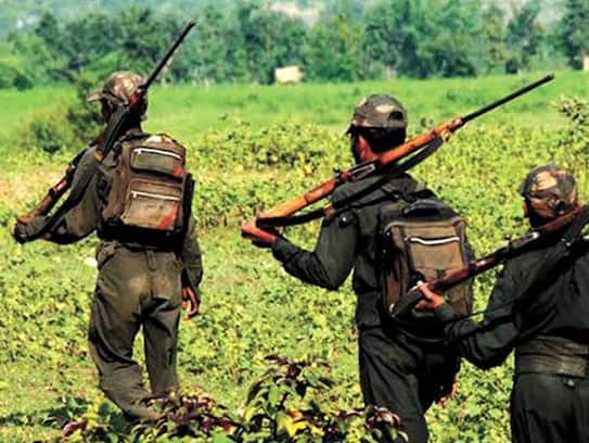 Maoist warn media persons should not travel with security forces