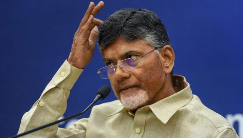 chandrababu in deep legal troubles...political opponents ready to lash out