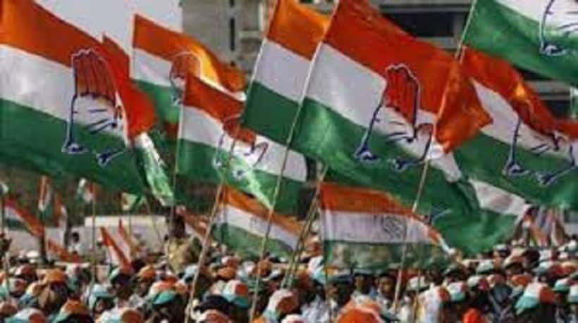 अब कांग्रेस ने किया अखिलेश पर कटाक्ष, कहा हम भी गठबंधन के लिए छोड़ेगे दो तीन सीटें