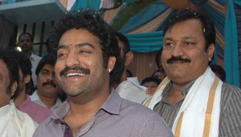 టిక్కెట్టిస్తే లోకేష్‌ను ఓడిస్తా: జూ.ఎన్టీఆర్ మామ నార్నే శ్రీనివాసరావు
