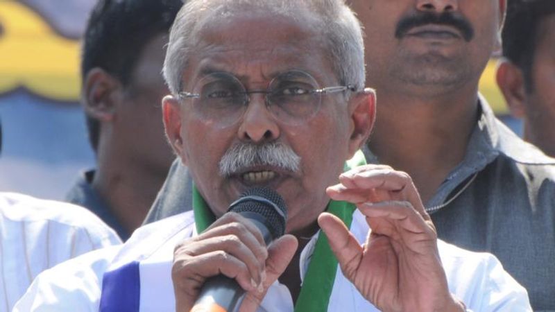 YS Vivekananda Reddy murder case: War of words between YSRCP and TDP