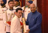 President of india give padmashri award to actor manoj bajpayee