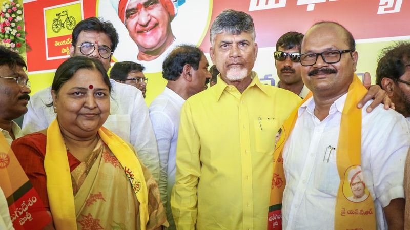 TDP Tirupat candiadte Panabaka Lakshmi retaliates Somu Veerraju