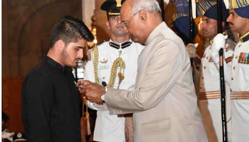 How a 14 year old saved his family from terrorists