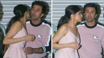 Did you see exes Deepika Padukone, Ranbir Kapoor exchanging Xs and Os