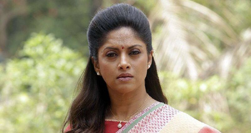 actress nadhiya acting roja serial