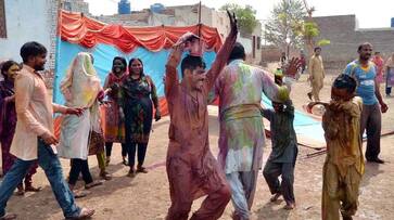 See how to celebrate Holi in Pakistan, look through picture