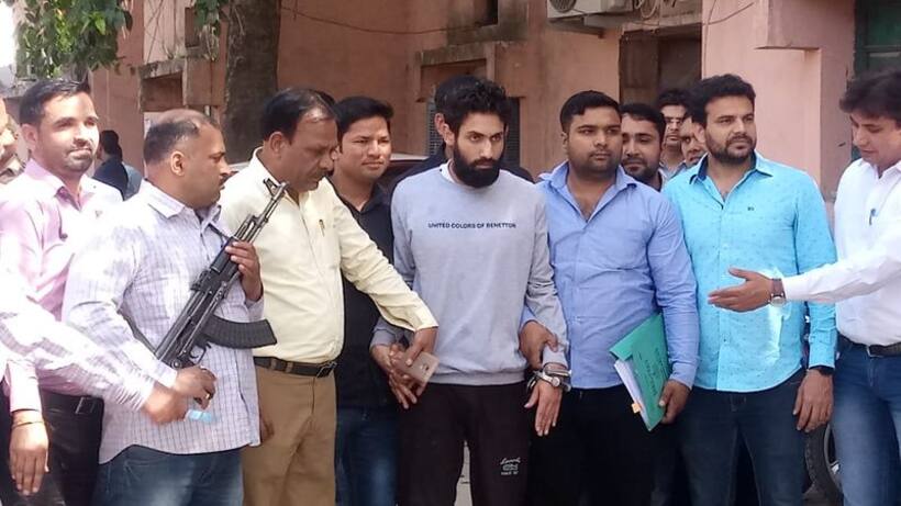 दिल्ली से गिरफ्तार आतंकी सज्जाद को कोर्ट ने 8 दिन के लिए एनआईए की हिरासत में भेजा