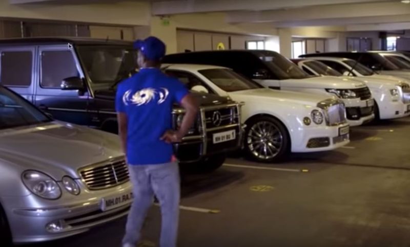 Mumbai Indians players Shocked after watching Mukesh Amabani exotic car collection