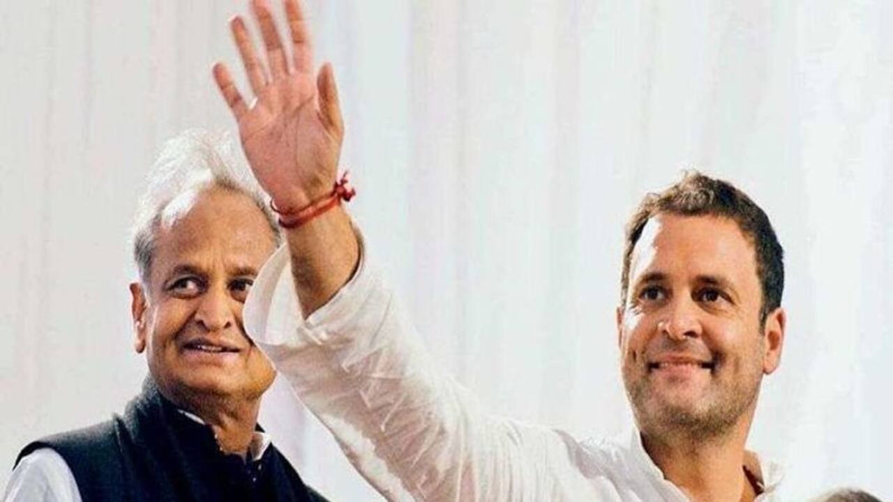 गांधी परिवार के बिना बिखर जाएगी कांग्रेसः  अशोक गहलोत