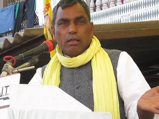 OP Rajbhar Annoyed with BJP, may form alliance with the SP-BSP alliance
