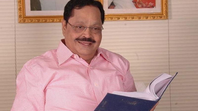 Minister Duraimurugan returned home tvk