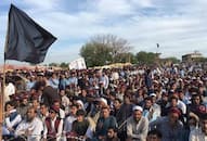 Pashtuns shun Pakistan parliament as Shias demand azadi