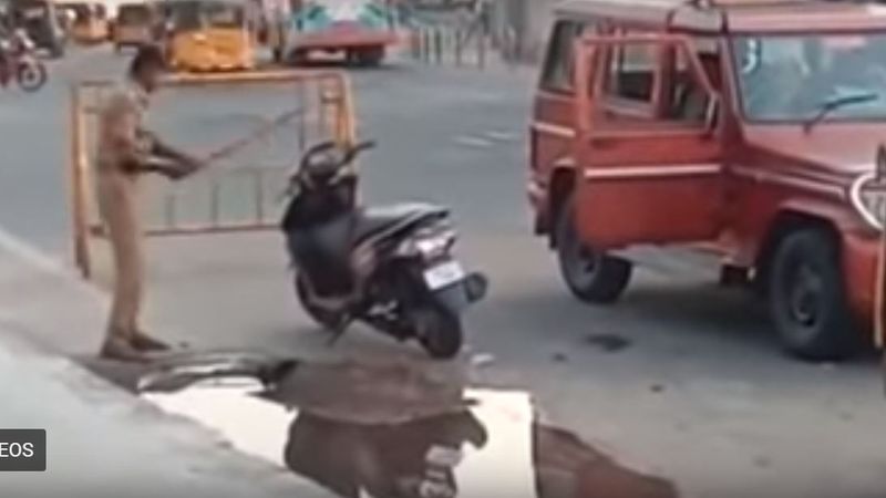 Chennai police damaged Scooter parked on wrong side video viral