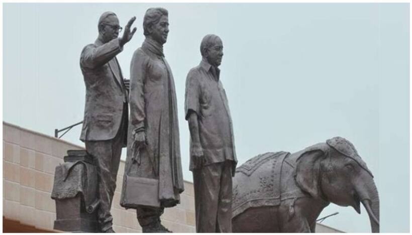 हाथी की मूर्तियों पर बीएसपी ने सुप्रीम कोर्ट में दाखिल किया जवाब