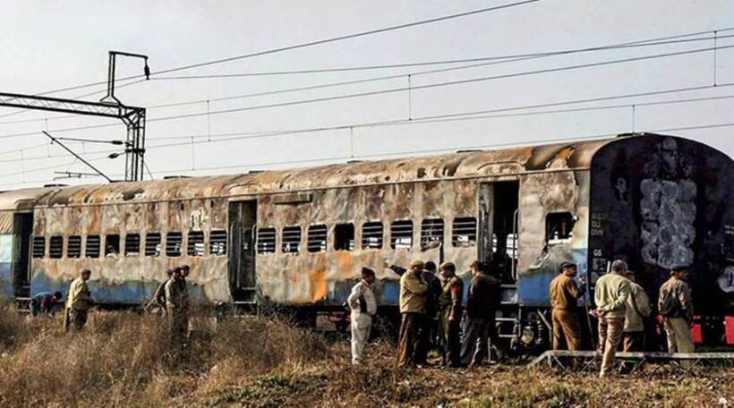 हिंदू आतंकवाद का झूठ गढ़ने के लिए कांग्रेस सरकार ने समझौता ब्लास्ट के असली आरोपियों को कराया फरार