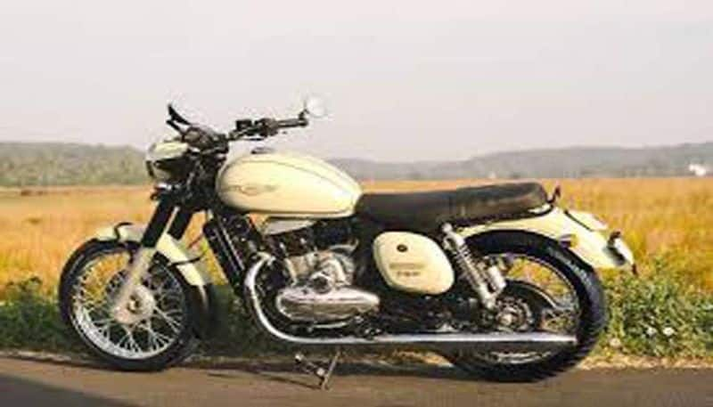 Jawa, Jawa Forty Two Official Mileage Revealed, Matches Royal Enfield Classic 350