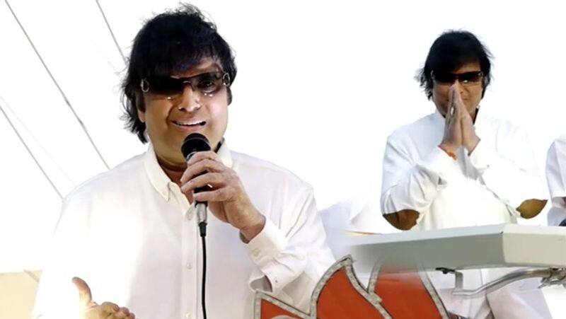 Karthik's video with the song "Veethala pota sokkala"