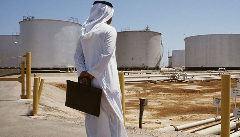 saudi aramco got huge investment from bond issue