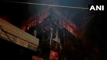 Delhi: Major fire breaks out at a garment shop in Uttam Nagar