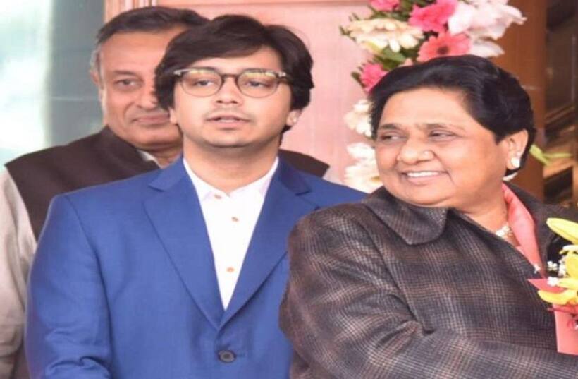 आकाश के लिए राजनैतिक जमीन तैयार कर ‘राजतिलक’ की तैयारी कर रही हैं माया?