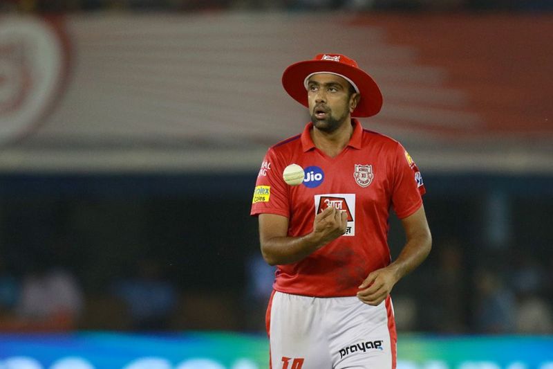 KXIP opt to bowl vs SRH