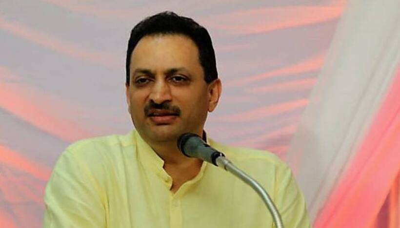 Fadnavis had access to Rs 40,000 crore; Maha Vikas Aghadi would have misused it: Anant Kumar Hegde