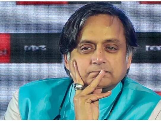 Court summons notice on Shashi tharoor scorpio comment on narendra modi