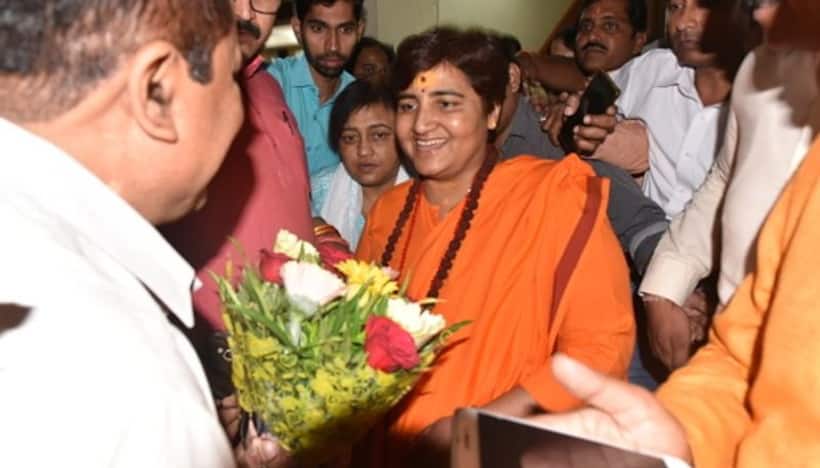 साध्वी प्रज्ञा बोलीं, 'बाबरी मस्जिद  तोड़ी थी', चुनाव आयोग ने थमाया नोटिस