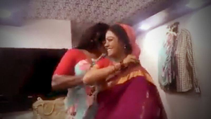 Vijaysethupathi dance with Actress video..