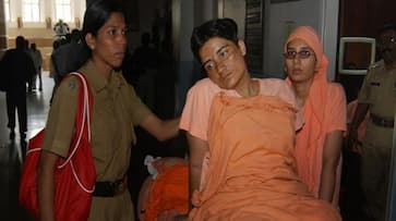 EC issues notice to Sadhvi Pragya for curse comment on Hemant Karkare