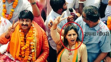 sapna choudhary viral video with bjp minister manoj tiwari