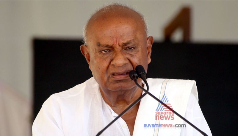 hd devegowda react on textbook revision in bengaluru gvd