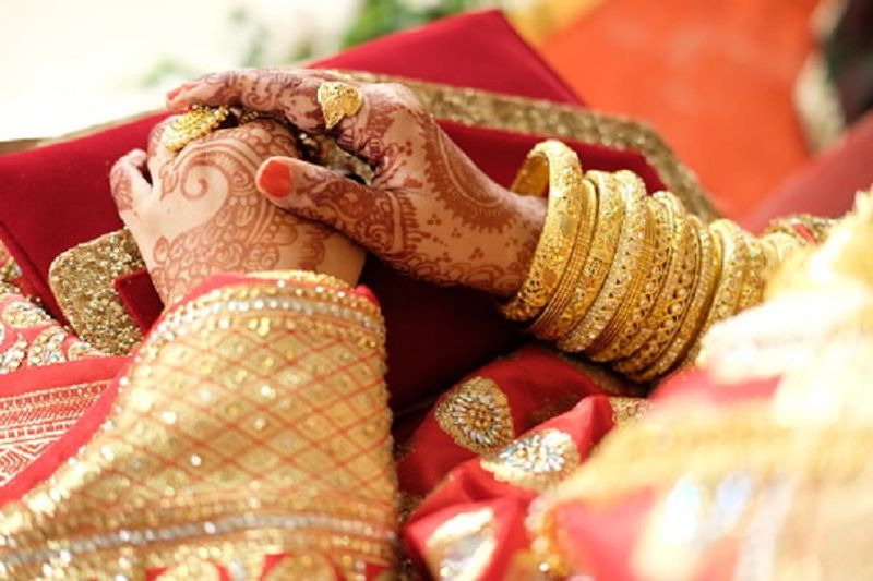 Bride missing on wedding day in mangalore