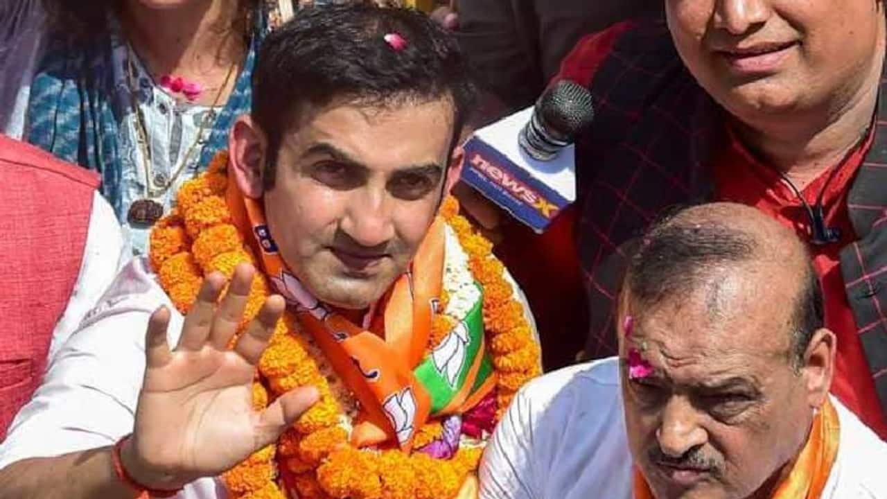 गौतम गंभीर पर दूसरी FIR, बिना इजाजत किया रैली और रोड शो