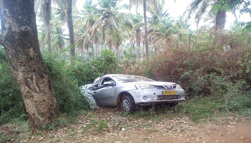 Two Students Killed in Car Accident Tiptur Tumkur