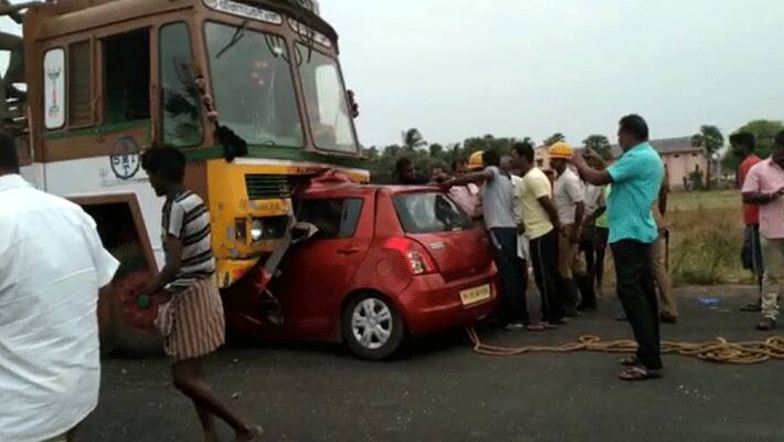 car accident...5 people kills