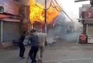 shop caught fire in prayagraj