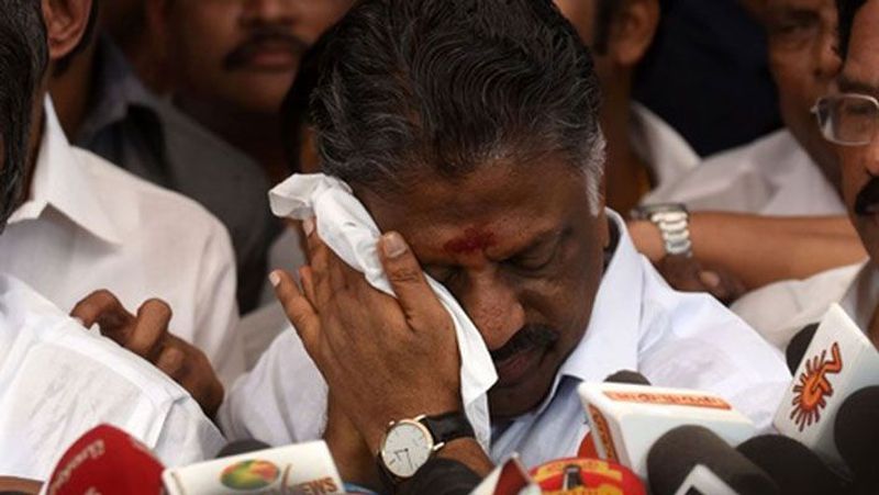 karnataka mla Verdict...dupty cm panneerselvam shock